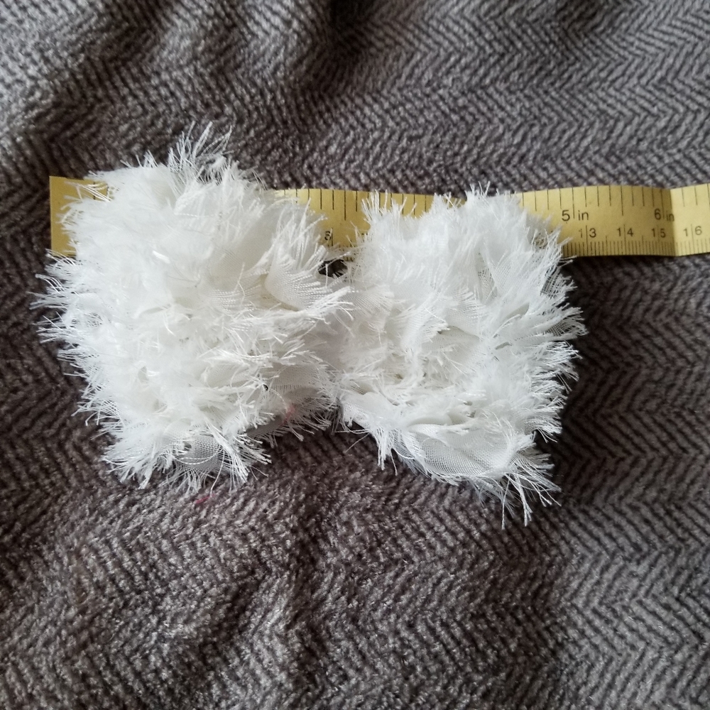 White shabby hair bow NEW